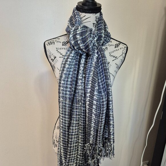 3/$25 scarf / wrap - Picture 4 of 10